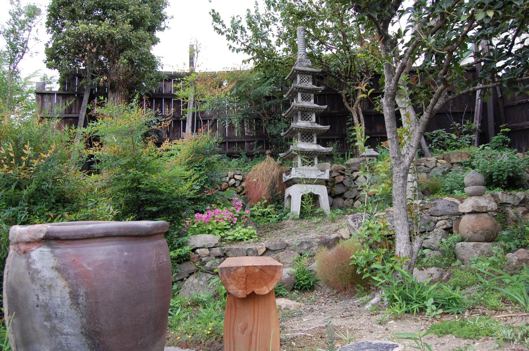 城跡石垣上の絶景古民家宿 鞆城茶屋庵 Tomo Exterior photo